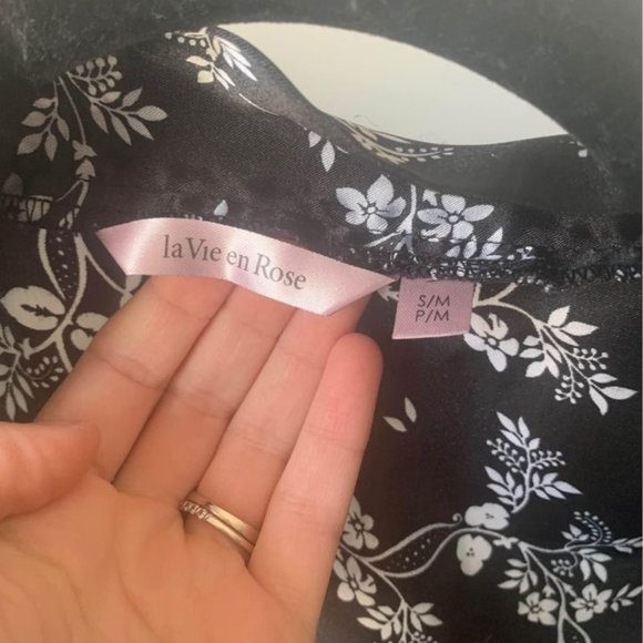 Silk Dressing Gown - Picture 2 of 2